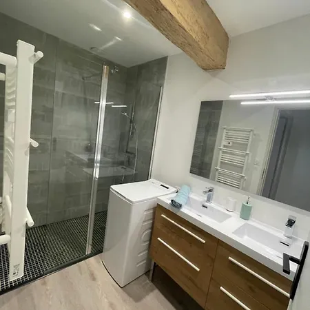 L'estable Du Pin Apartment